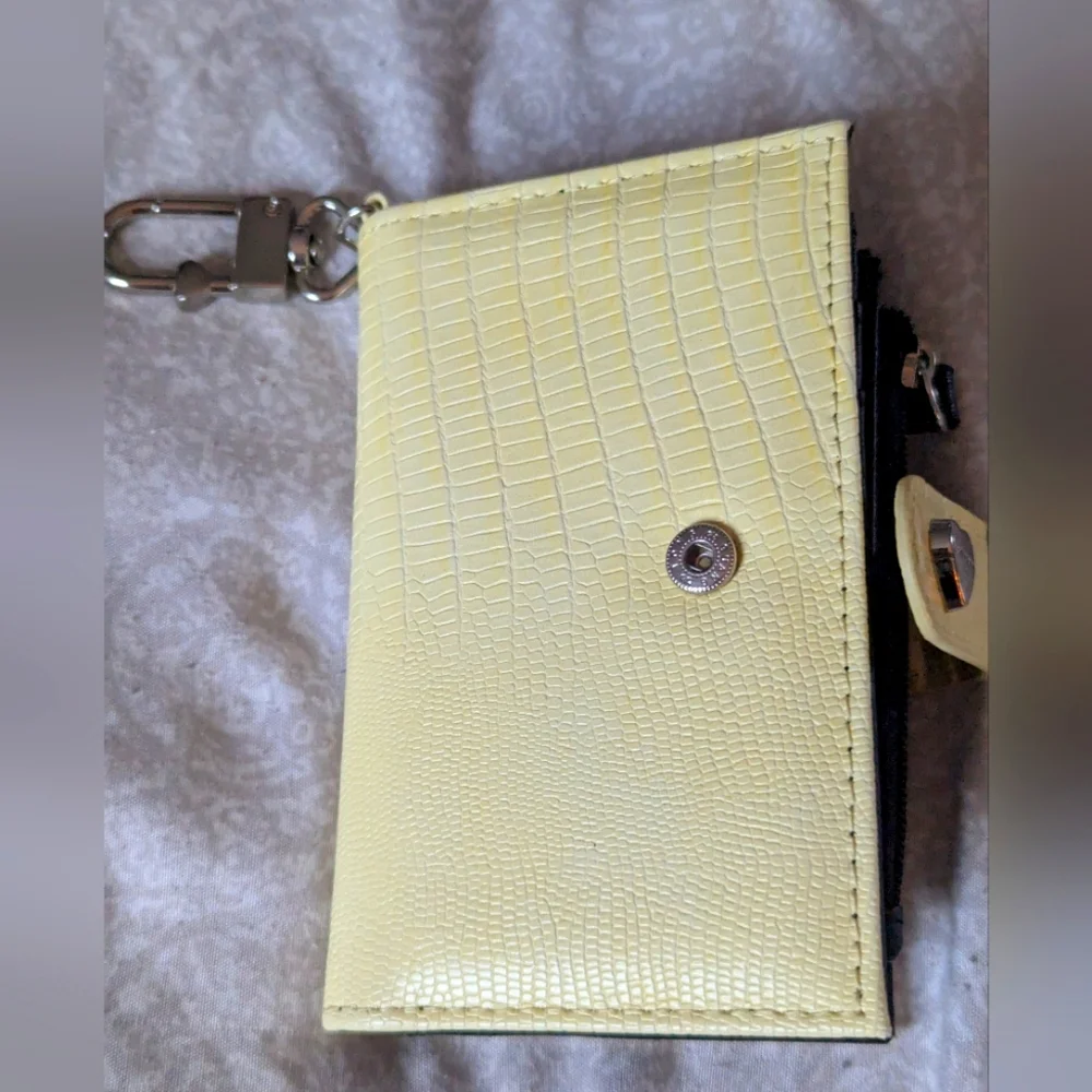 Betsey Johnson Card Wallet on Clip - butter yellow 💛 reptile print NWOT